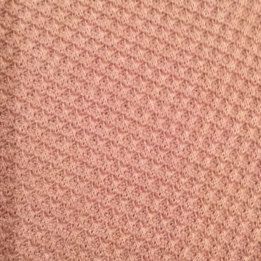 PERFECT ROSE/PINK BELL SLEEVE TOP - Picture 4 of 10